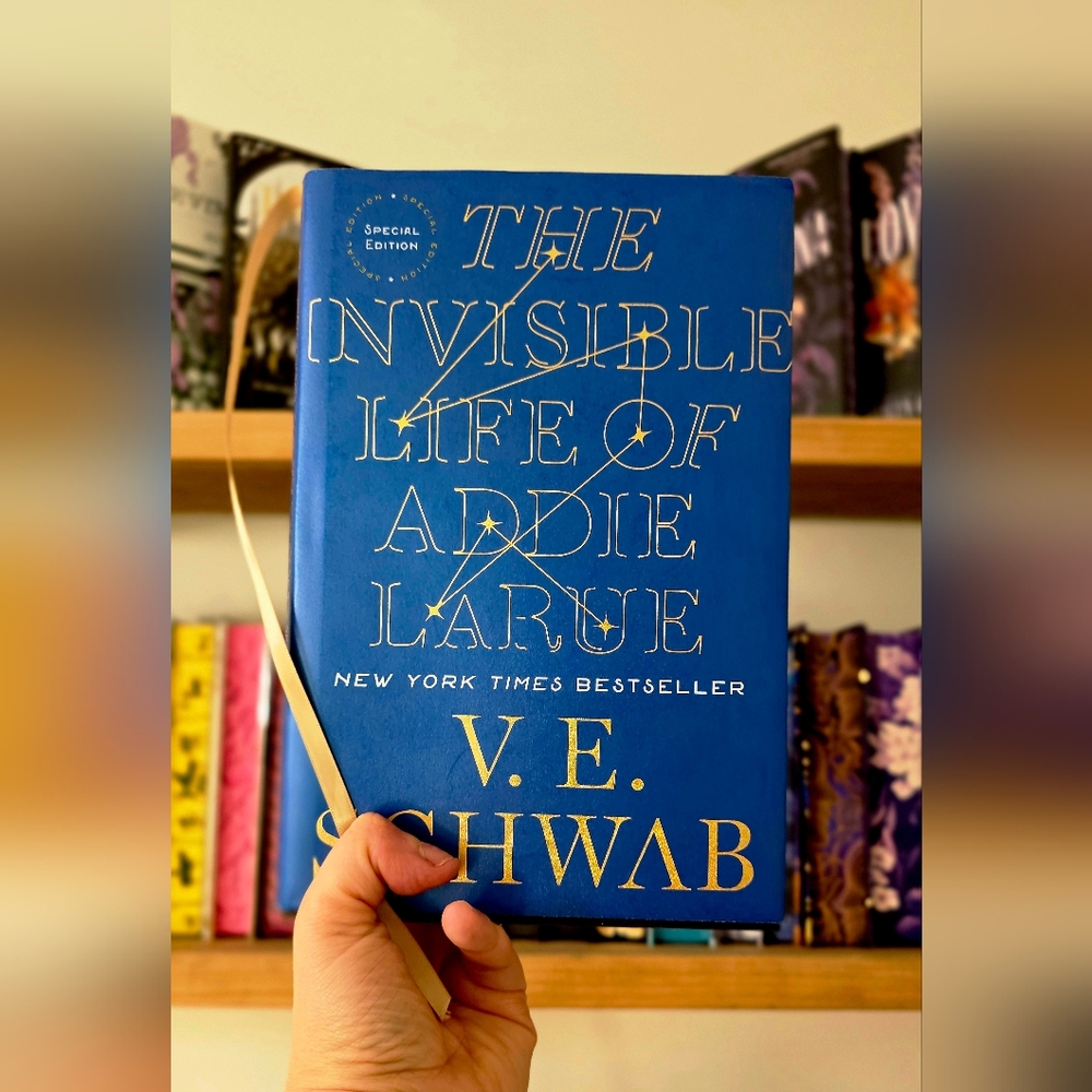 The Invisible Life of Addie LaRue by V.E. Schwab (Special Edition, Hardcover)